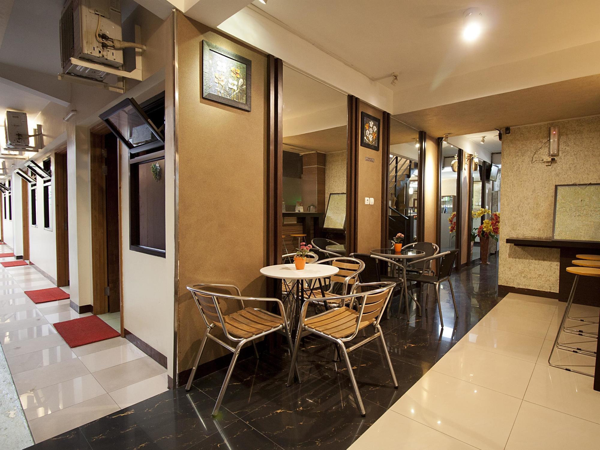 Mine Home Hotel Bandung Exterior photo